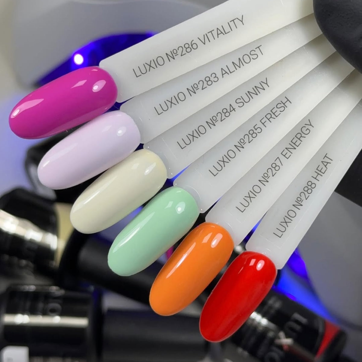 Luxio - Heat Gel Polish (TPO-FREE)